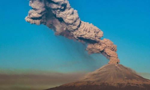 Ciudad de México suspende vuelos debido a cenizas volcánicas