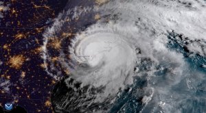 ¿Dónde se forman los huracanes en agosto?