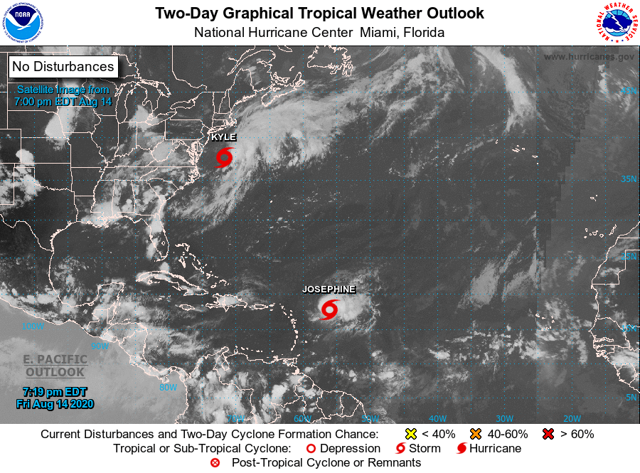 Tormentas tropicales sobre el Atlántico viernes 14 agosto. Imagen por el Centro Nacional de Huracanes
